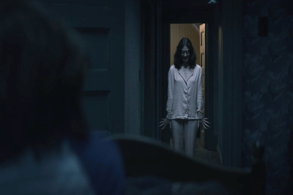 Review Film Cobweb: Teror dari Balik Dinding Rumah Tua