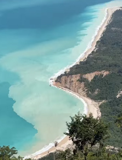 Viral! SD di NTT Punya Latar Pemandangan Laut Menakjubkan, Bisa Belajar Sambil Healing