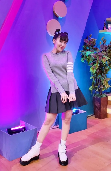 3 Inspirasi Outfit Korean Look ala Ayu Ting Ting, Modis Abis!
