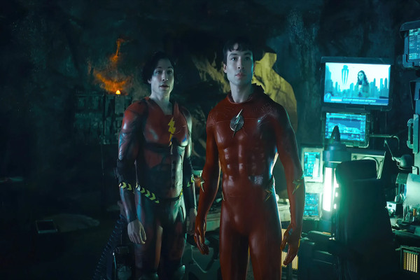 10 Film yang Kebanyakan Pakai CGI, Juaranya Superhero DC!