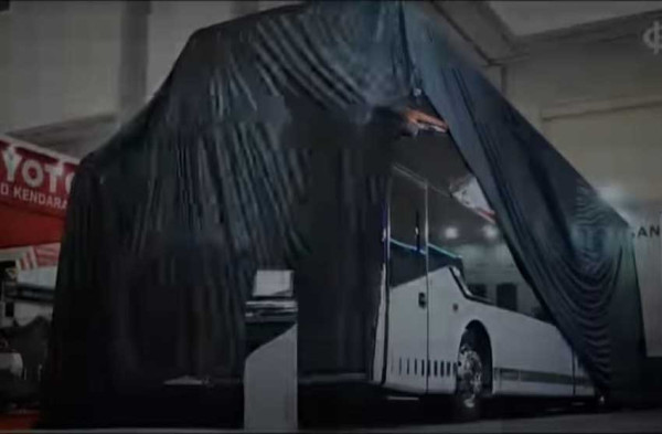 Ini Deretan Bus yang Melantai di Ajang GIIAS 2023