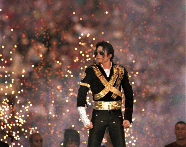 7 Artis Hollywood yang Meninggal dalam Keadaan Bangkrut, Michael Jackson Punya Banyak Utang