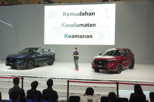 Ini 10 Fitur Honda Connect di CR-V Hybrid, Bisa Nyalakan Mobil lewat HP