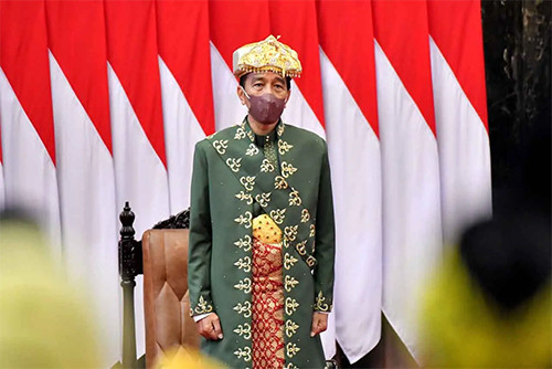 5 Baju Adat Jokowi yang Dipakai saat Pidato Kepresidenan Jelang HUT Kemerdekaan RI
