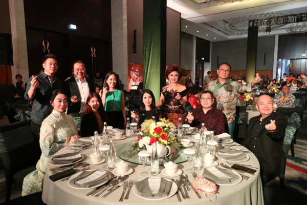 Fashion Show Khusus Ibu-ibu Disebut HT Perlu Digelar di Jakarta