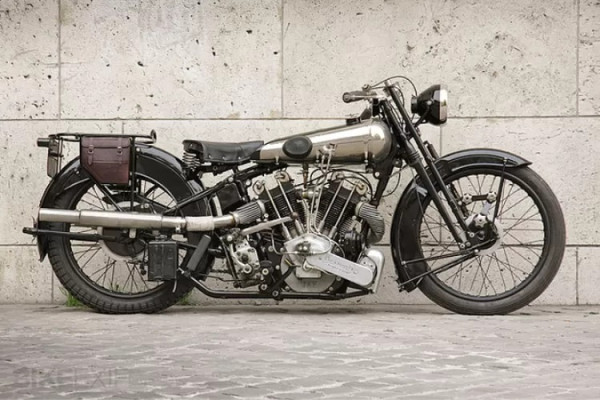 Kumpulan Motor Antik dengan Harga Termahal di Dunia