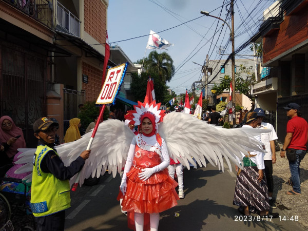 Rayakan HUT ke-78 RI, Baja Perindo Inisiasi 14 Lomba Seru di RW 06 Harapan Mulya Kemayoran