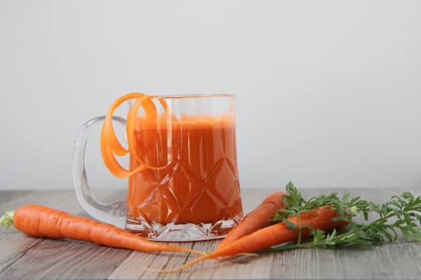 5 Jus Penurun Asam Urat yang Rendah Purin, Nyeri Sendi Langsung Hilang