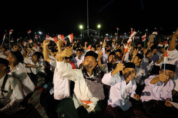 10 Tahun Ganjar Rutin Gelar Jateng Bersholawat, Habib Syech: Tak Hanya Jateng, Nanti Indonesia!