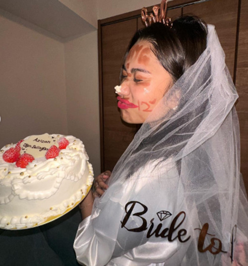 Foto-Foto Bridal Shower Azizah Salsha, Selebgram yang Akan Dinikahi Pesepakbola Pratama Arhan