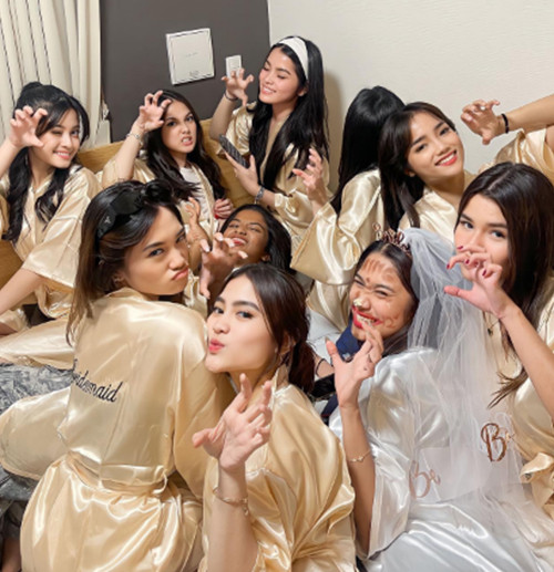 Foto-Foto Bridal Shower Azizah Salsha, Selebgram yang Akan Dinikahi Pesepakbola Pratama Arhan