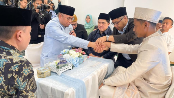 Jadi Saksi Nikah Pratama Arhan dan Azizah Salsha, Erick Thohir: Langgeng Sampai Kakek Nenek