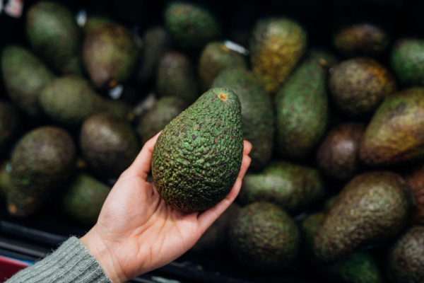 8 Sayuran dan Buah yang Menurunkan Gula Darah Tinggi untuk Penderita Diabetes