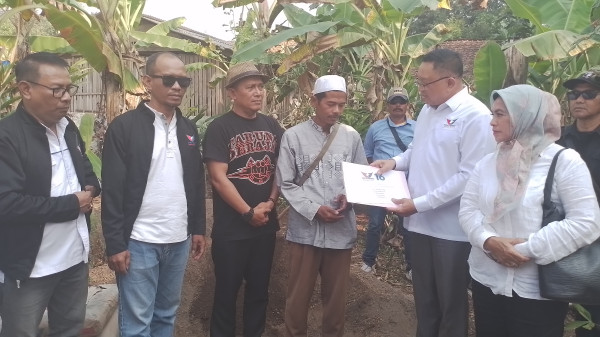 Peduli kepada Korban Kebakaran, Bacaleg Partai Perindo Salurkan Bantuan Kemanusiaan