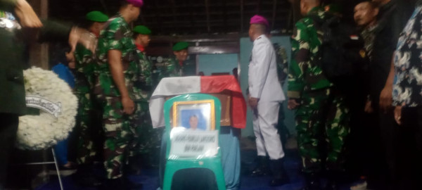 Tangis Pecah di Grobogan, Sambut Jenazah Prajurit Elite TNI AL Korban Serangan Brutal KKB