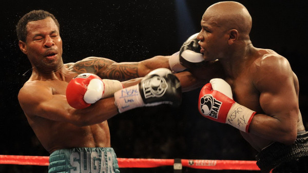 Kekuatan Floyd Mayweather Jr Dicibir Banyak Kalangan, Shane Mosley Beri Pembelaan