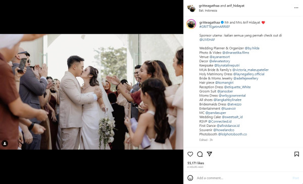 3 Potret Pernikahan Gritte Agatha dan Arif Hidayat yang Digelar di Bali