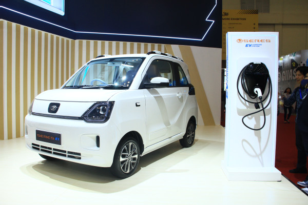 Mobil Listrik Seres E1 Dipesan 688 Unit, DFSK Bukukan Penjualan Rp234 Miliar di GIIAS 2023