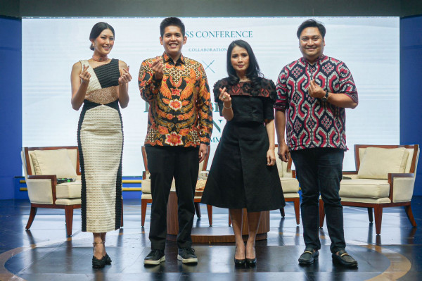 AMERO x Livette by Liliana Tanoesoedibjo Bawa Tenun Indonesia di New York Fashion Week 2024