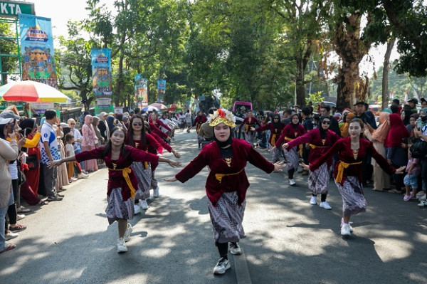 Pesta Rakyat Simpedes 2023 Hadirkan Semarak Pesta Seni hingga Edukasi Keuangan