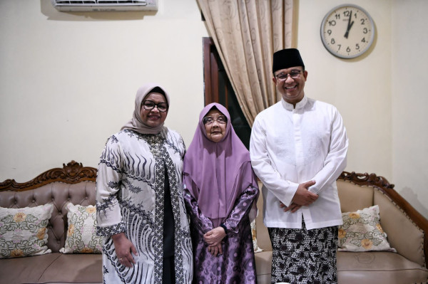 Anies Baswedan Sowan ke Ibunda Muhaimin Iskandar, Sinyal Duet Anies-Cak Imin?