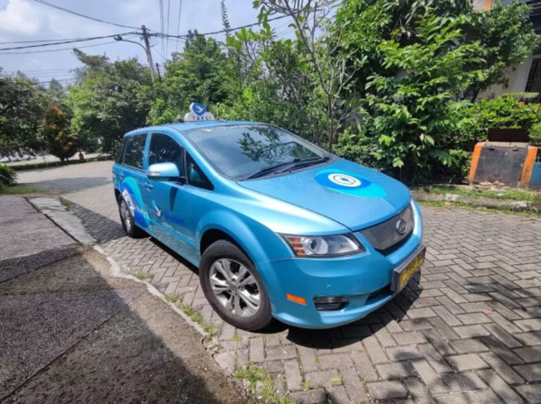 Konsistensi Blue Bird Hadirkan Transportasi Ramah Lingkungan