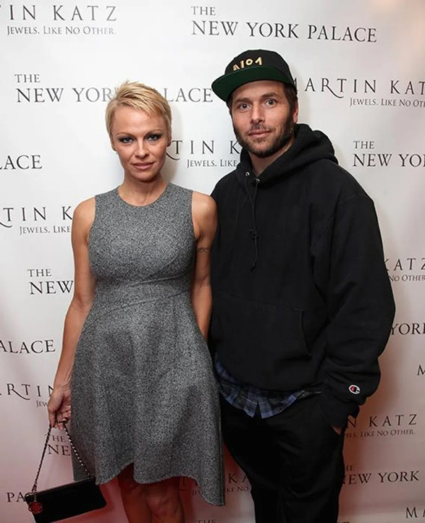7 Pernikahan Artis Hollywood Tersingkat, Britney Spears Bertahan 55 Jam