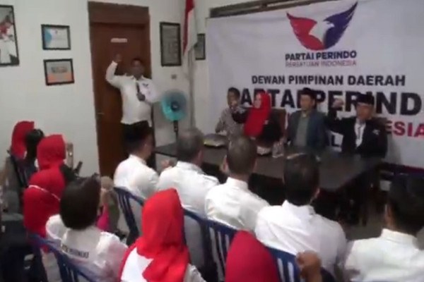 TGB Hadir di Konsolidasi Perindo Malang Raya, Teriakan Cawapres Menggema