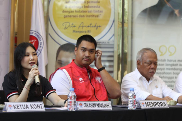 3 Potret Angela Tanoesoedibjo Jadi CdM Asian Para Games 2023, Tampil Sporty dan Keren