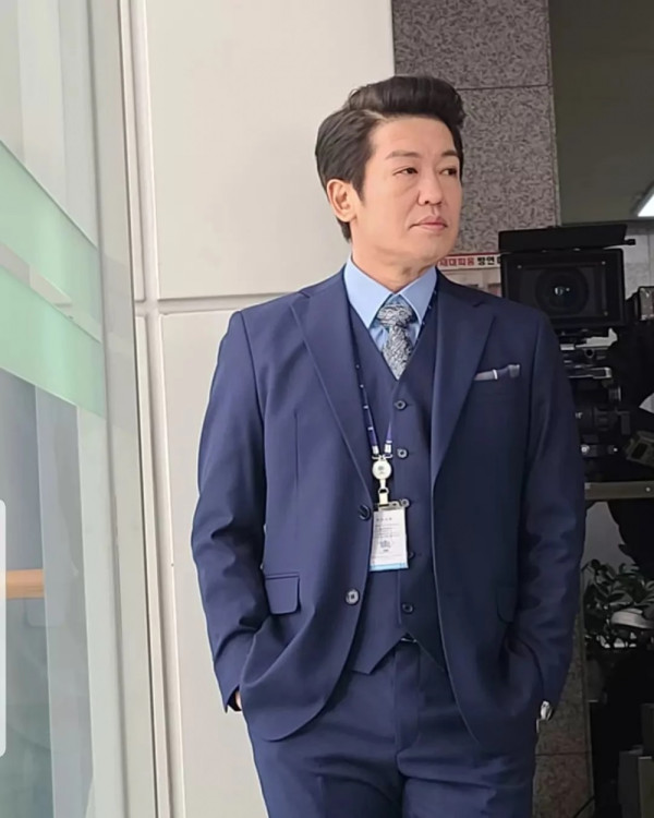 7 Artis Korea yang Tinggalkan Pekerjaan di Perusahaan Besar demi Jadi Selebriti