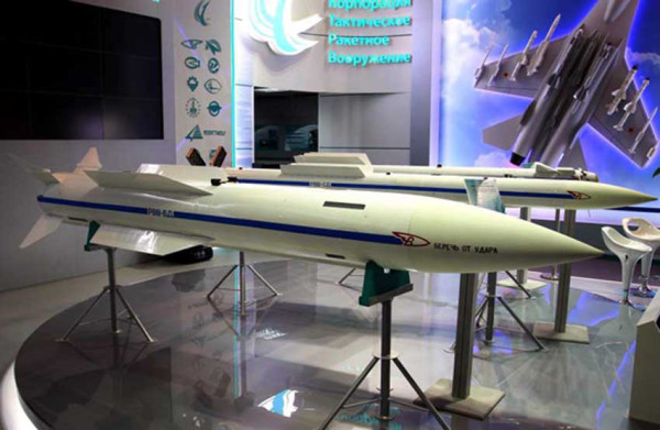 Pesawat Tempur Rusia Su-57 Felon Dibekali Rudal Canggih R-37M dengan Jangkauan 300 Km