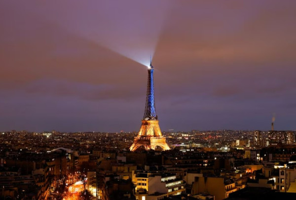 10 Fakta Unik dan Menarik Menara Eiffel, Nomor 6 Dicat Ulang Setiap 7 Tahun