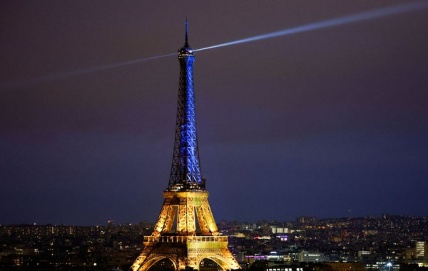 10 Fakta Unik dan Menarik Menara Eiffel, Nomor 6 Dicat Ulang Setiap 7 Tahun