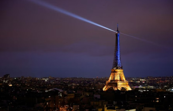 10 Fakta Unik dan Menarik Menara Eiffel, Nomor 6 Dicat Ulang Setiap 7 Tahun
