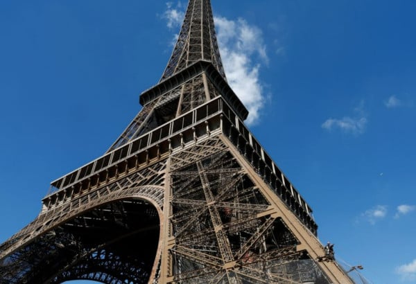 10 Fakta Unik dan Menarik Menara Eiffel, Nomor 6 Dicat Ulang Setiap 7 Tahun