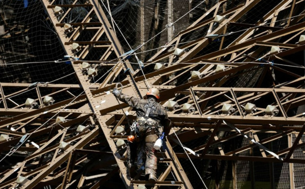 10 Fakta Unik dan Menarik Menara Eiffel, Nomor 6 Dicat Ulang Setiap 7 Tahun