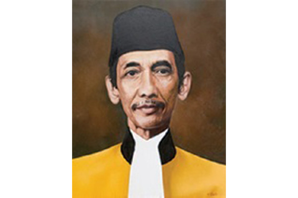 Alumni Sekolah Tinggi Hukum Militer Sandang Pangkat Jenderal Bintang 3, Nomor 4 Mantan Wapres
