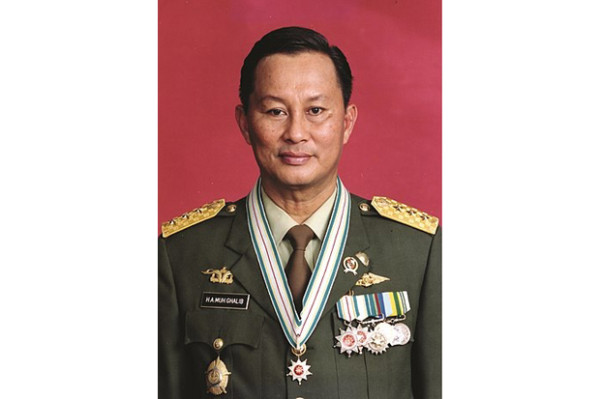 Alumni Sekolah Tinggi Hukum Militer Sandang Pangkat Jenderal Bintang 3, Nomor 4 Mantan Wapres