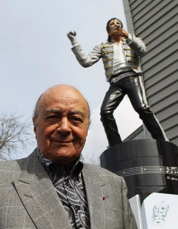 Mengenang Keberadaan Patung Michael Jackson yang Mengusik Ketenangan Penggemar Fulham