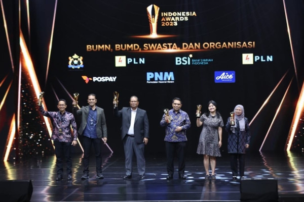 Melalui Aplikasi PGC, Pos Indonesia Sabet Penghargaan Indonesia Awards 2023