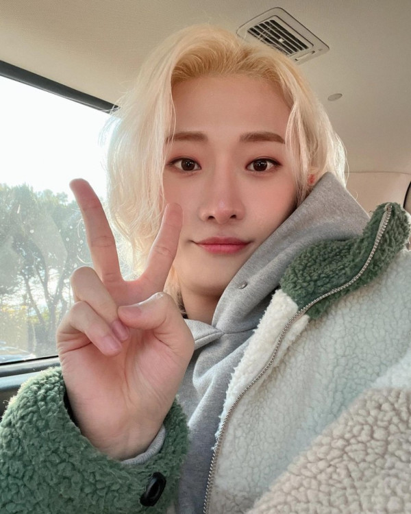 8 Artis Korea dengan Kebiasaan Tidur Paling Aneh, V BTS Suka Nendang dan Jalan