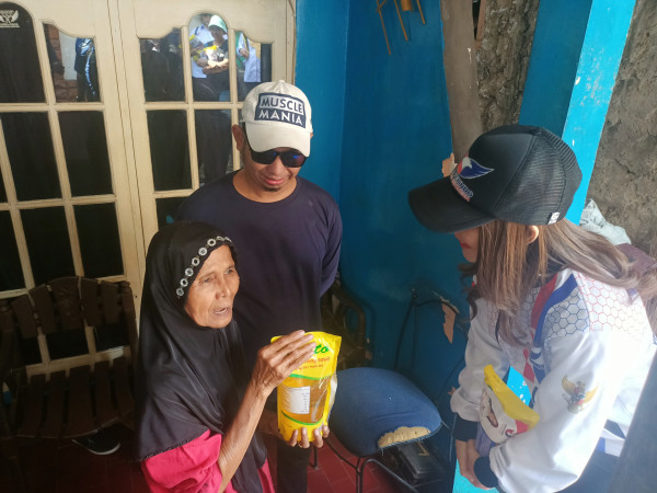 Bacaleg Perindo Blusukan di Pancoran Mas Depok, Warga: Partai Baru Hebat, Semoga Sukses