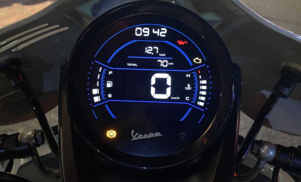 Dibanderol Rp176 Juta, Vespa GTV 300 HPE Hadirkan Sejumlah Pembaruan