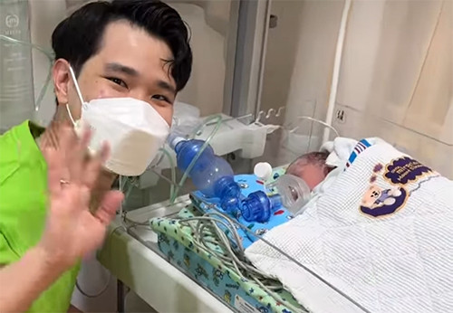 Sisca Kohl Lahirkan Anak Pertama di Singapura Berjenis Kelamin Perempuan