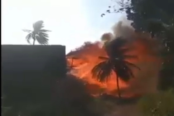 Ngeri! Gara-gara Puntung Rokok 6 Vila di Pandeglang Ludes Terbakar