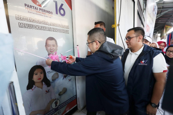 HT Resmikan Posko Pemenangan AVC