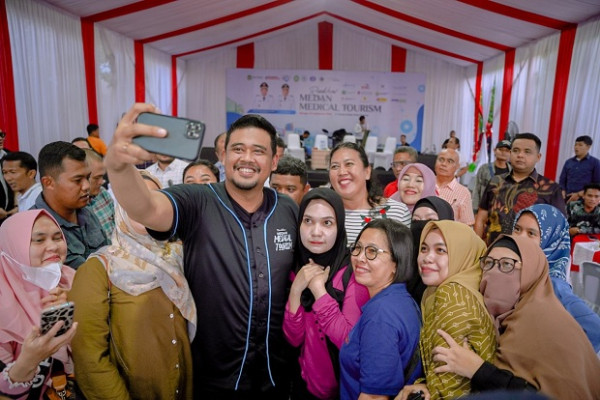 Bupati Zahir: Bobby Nasution Peduli terhadap Masyarakat dan Layak Jadi Gubernur