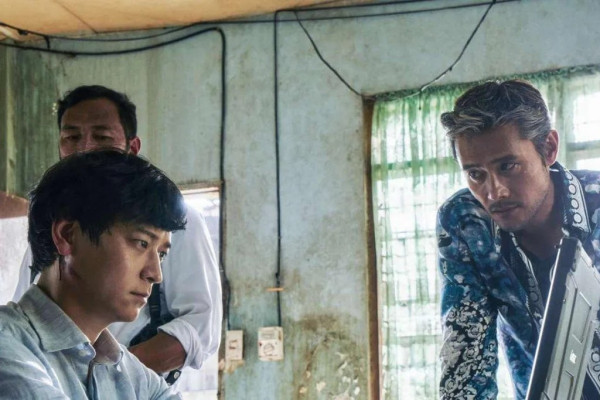 6 Film Korea Terlaris yang Dibintangi oleh Kang Dong-Won, Ada Bareng Kim Woo-Bin