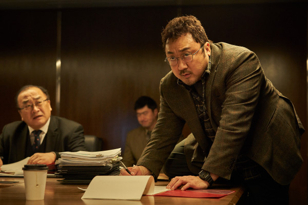 6 Film Korea Terbaik Dibintangi Ma Dong-Seok, Semuanya Cuan Banget!