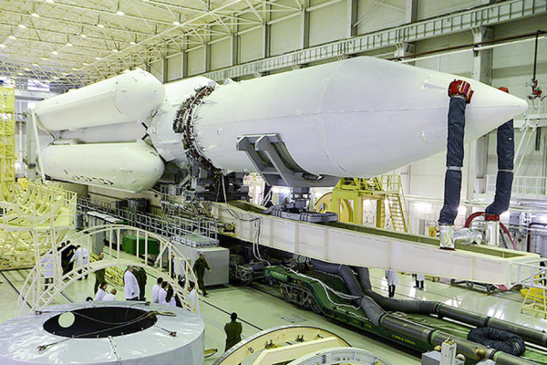 Bertemu di Kosmodrom Vostochny, Roket Apa yang Dilihat Putin dan Kim Jong-un?